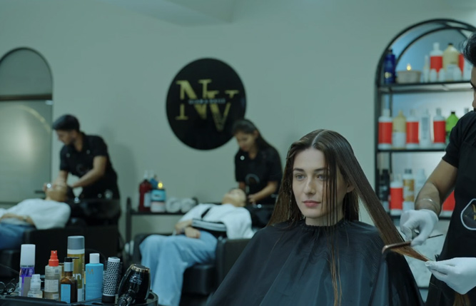 Women's Bleach Service - Reveal Your Brightest, Freshest Glow